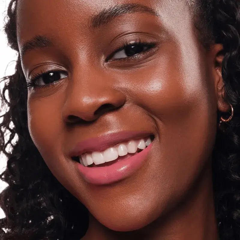 Essence Lipstick Satin Glow Luminous Shine 03 , 3,5 gr