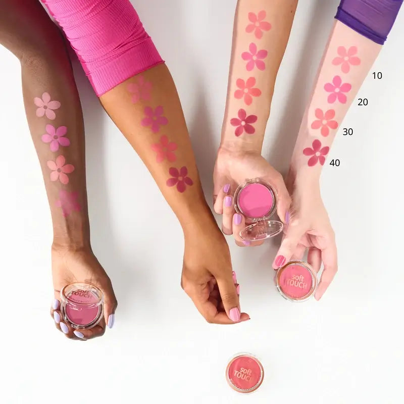 Essence Soft Touch Blush Bouncy Blush 40 , 5 gr