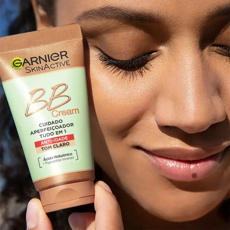 Garnier Skinactive Bb Cream Anti Age Medium Tone. All In One Moisturiser With Colour Spf15, 50Ml