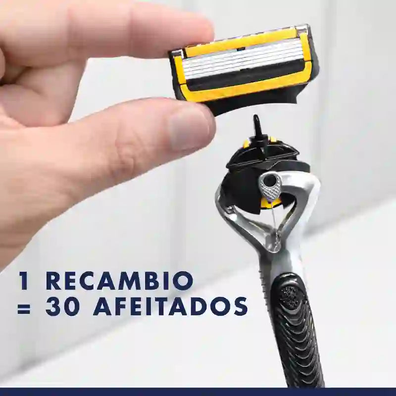 Gillette Fusion Proshield Fusion Machine + 2 Refills