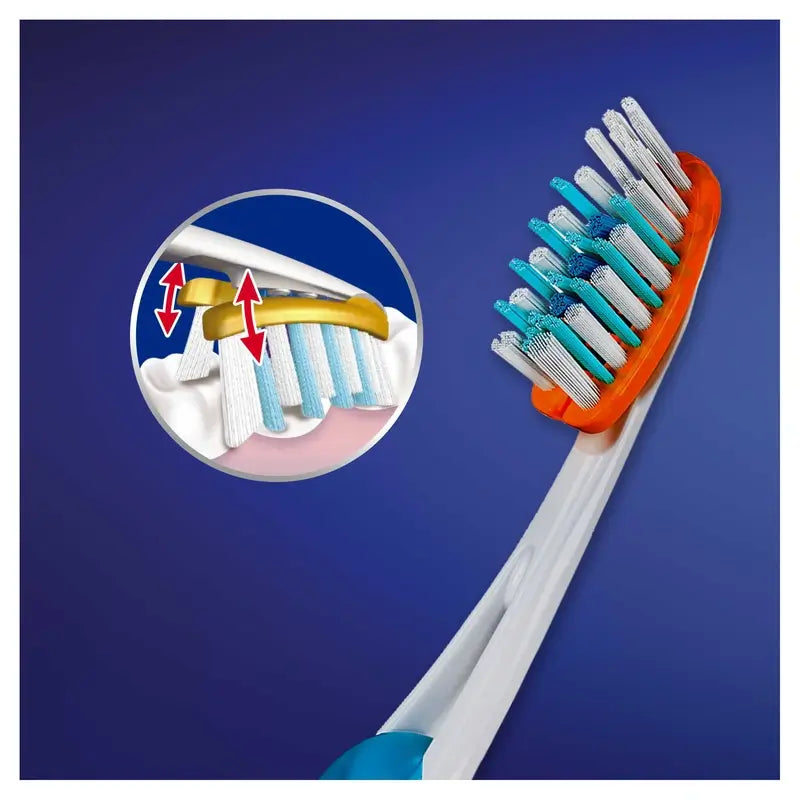 Oral-B Pro-Expert Pro-Flex Manual Toothbrush Medium