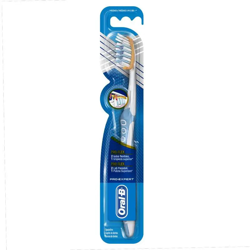 Oral-B Pro-Expert Pro-Flex Manual Toothbrush Medium