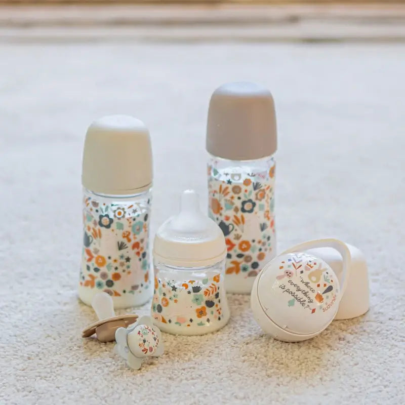 Suavinex Baby Bottle 150 Ml, Slow Flow (S), +0 Months, Wonderland Flowers Pink