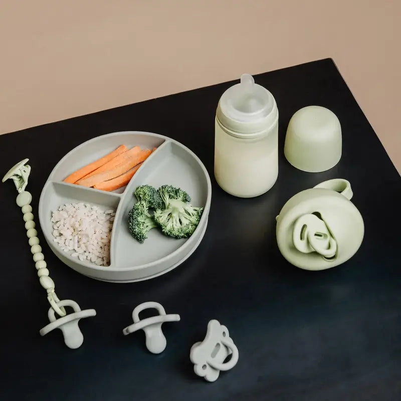 Suavinex Silicone Plate With Suction Cup And Divisions, +6 Months, Pink