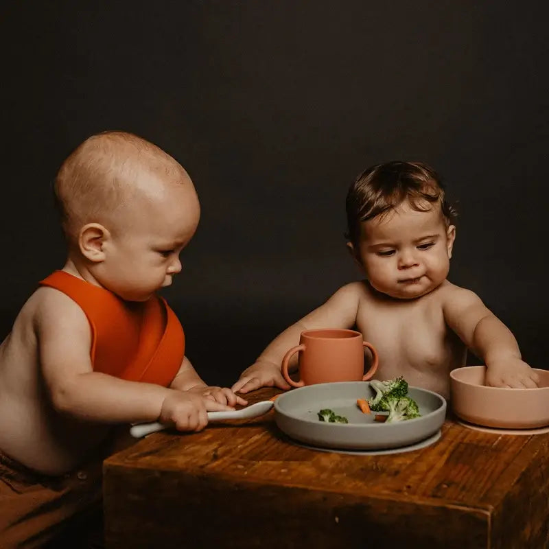 Suavinex Silicone Tableware 4 Pieces With Suction Cup, +4 Months, Green