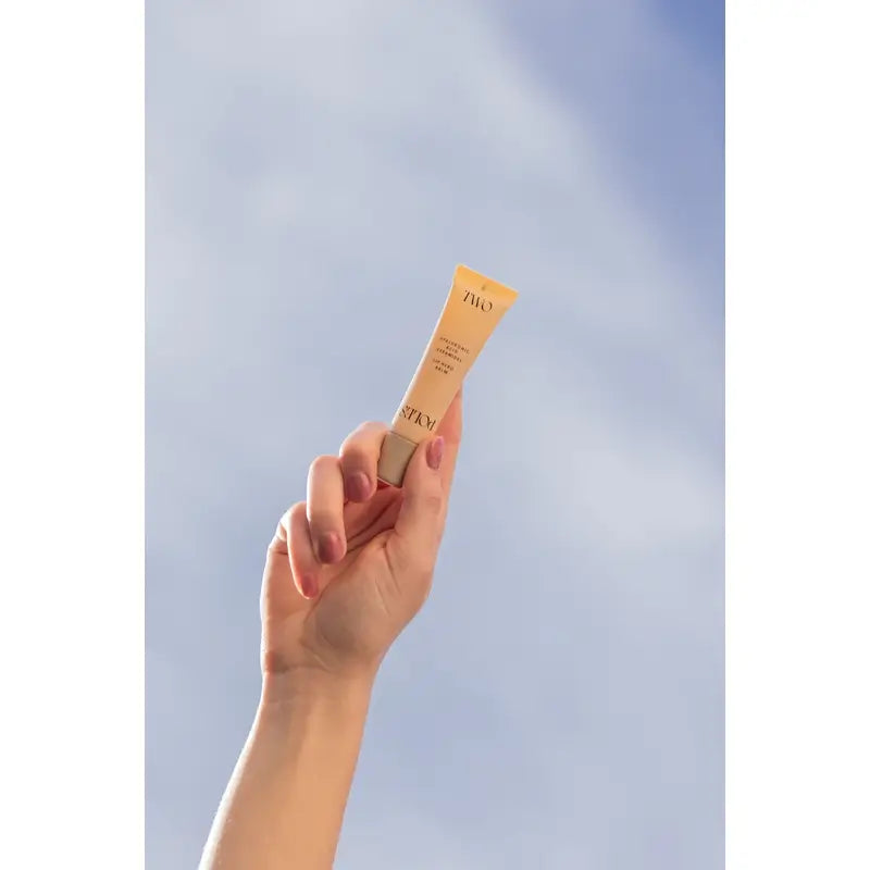 Two Poles Lip Hero Balm Untinted , 11 ml